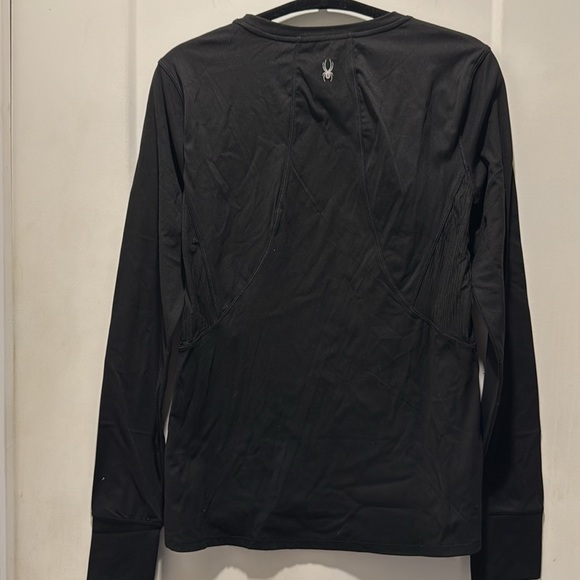 Spyder Athletic Top Size M. Stretch with great details! NWOT - Picture 4 of 7